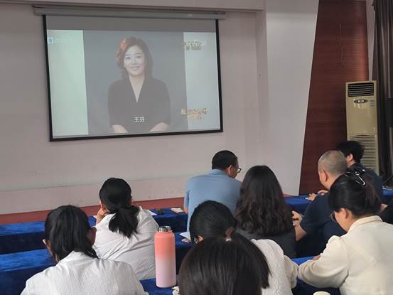 说明: F:\0建筑工程学院组织员电脑电子文件档案归档\DQ13宣教统战\DQ13-6稿件简报\2025年度\活动照片\5月教职工大会\1748416097490.jpg
