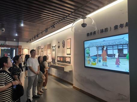 说明: F:\0建筑工程学院组织员电脑电子文件档案归档\BaiduSyncdisk\DQ13宣教统战\DQ13-6稿件简报\2025年度\活动照片\七一党日活动\IMG_20250628_145323(2).jpg
